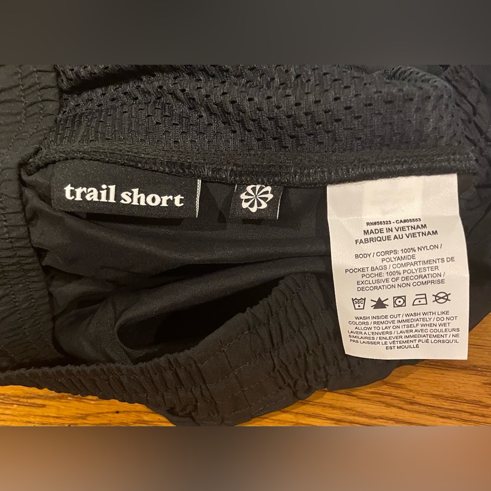NWT Nike ACG Trail Short, black, size XS, 5 inch inseam - Picture 5 of 9